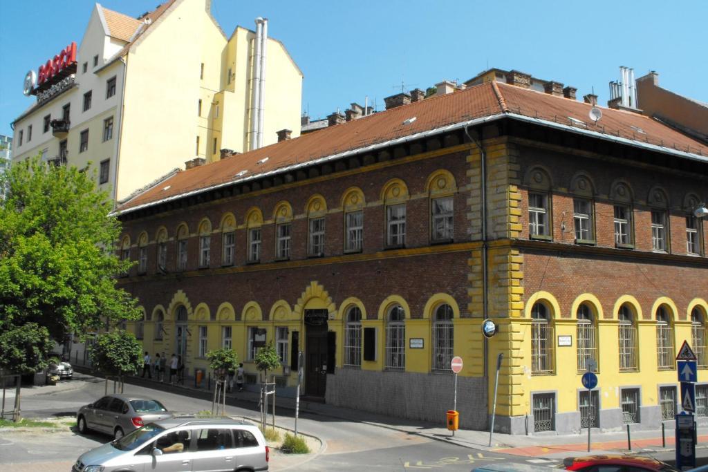 Season Hostel 2 Budapesta Exterior foto